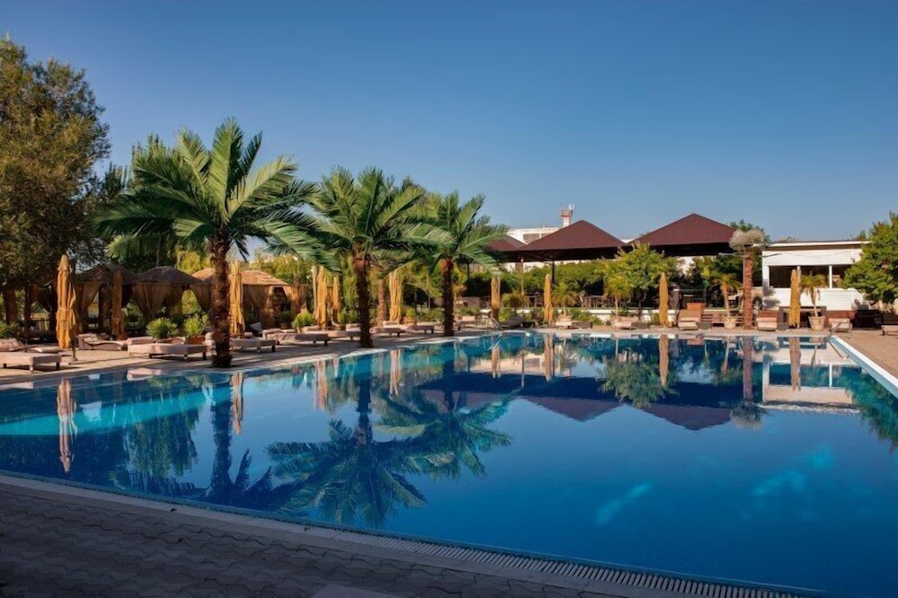 Cross Resort Yerevan - last minute hotel in Yerevan