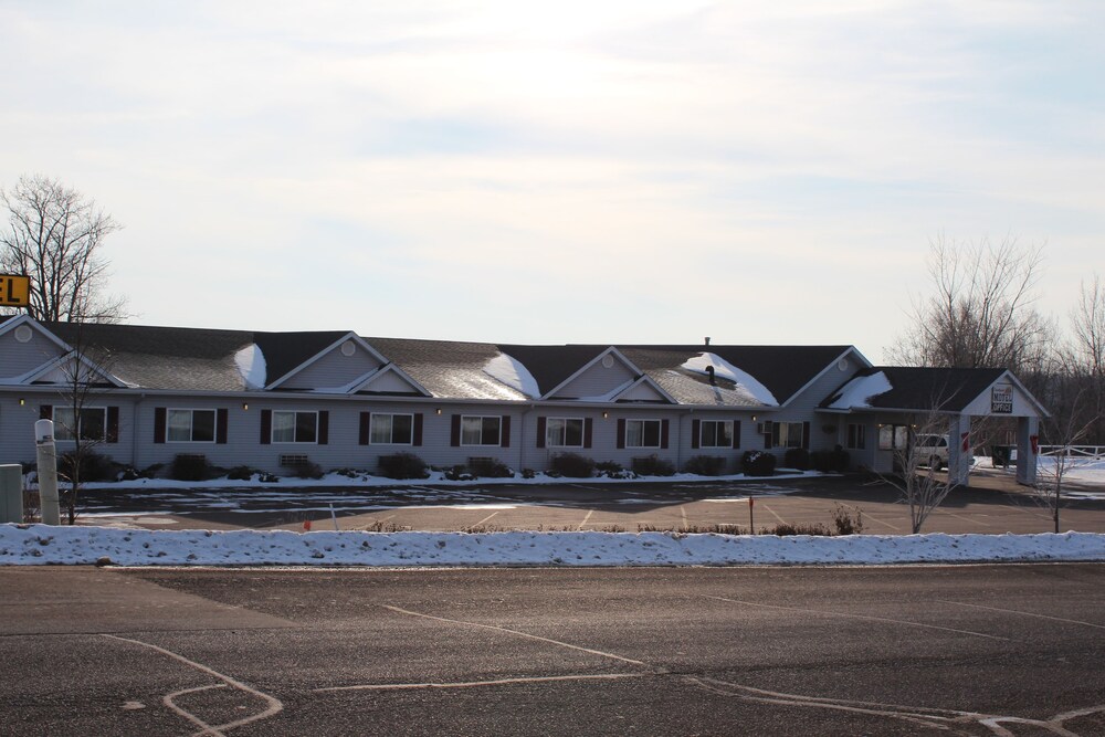 Countryside Motel - photo 20