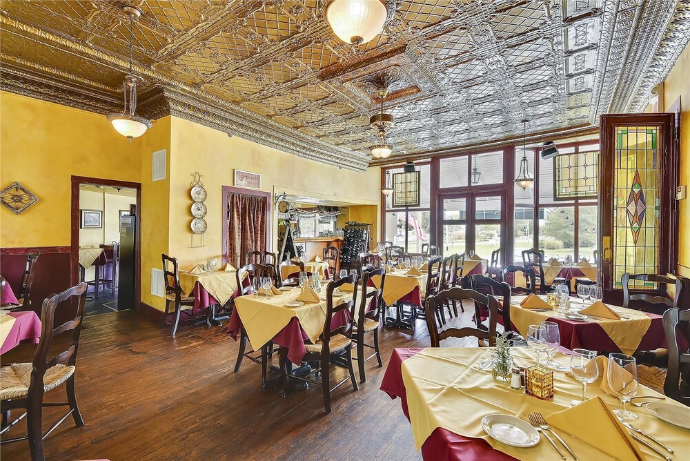 The Oxford Inn - photo 13