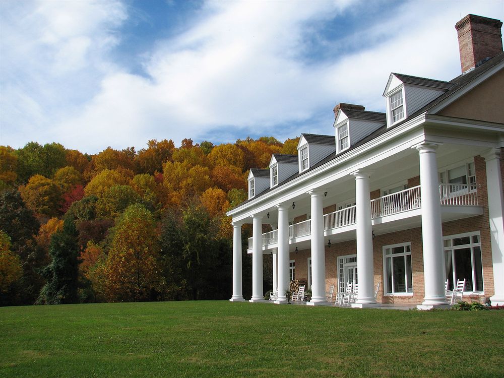Christopher Place — 4-Star Luxury Hotel in Newport, United States