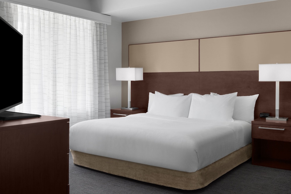 Residence Inn By Marriott Santa Clarita Valencia - photo 12