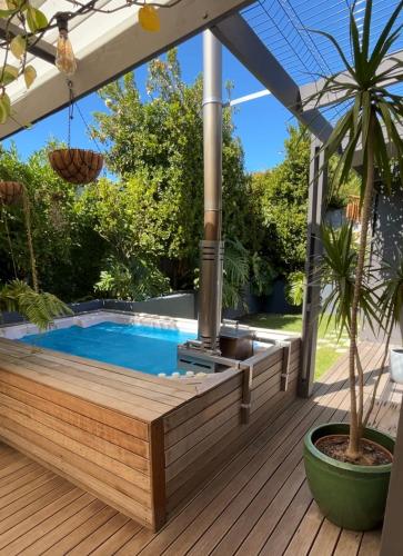 Green Oasis in Blouberg Hot Tub Kids Paradise