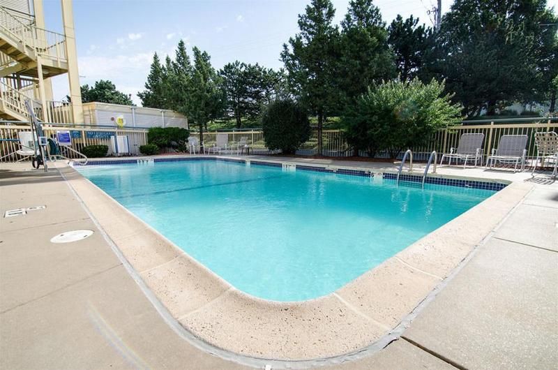 Quality Inn Merriam Kansas City - photo 42