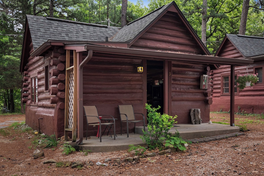 Tall Pines Inn - photo 85
