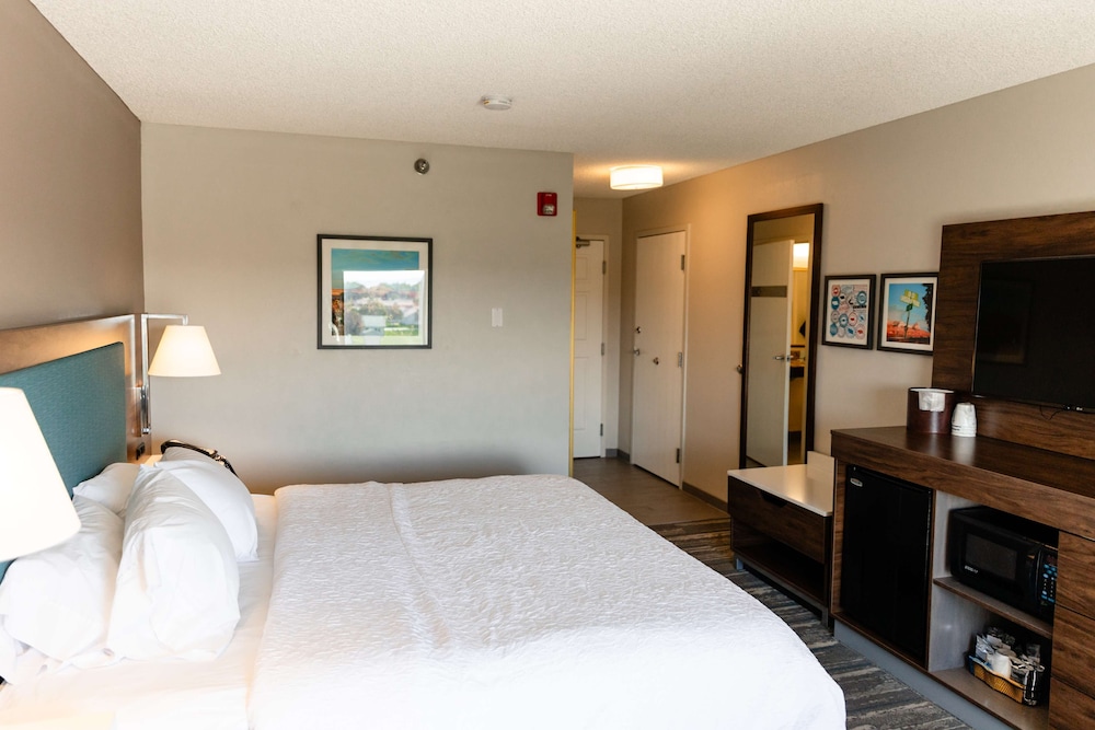 Hampton Inn & Suites Scottsbluff Conference Center - photo 11
