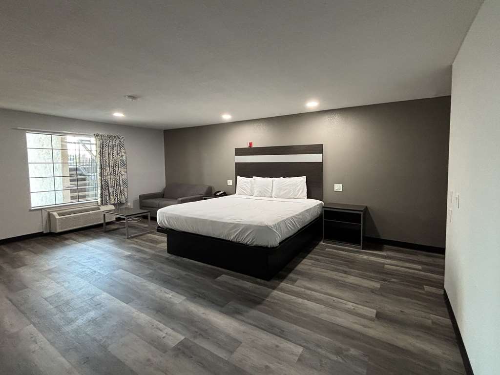 Americas Best Value Inn & Suites La Porte Houston - photo 6