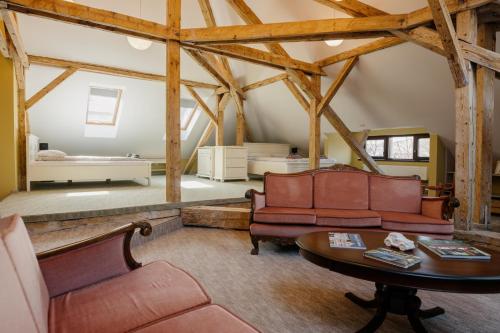 Attic Studio Timisoara — 4-Star Luxury Hotel in Timisoara, Romania