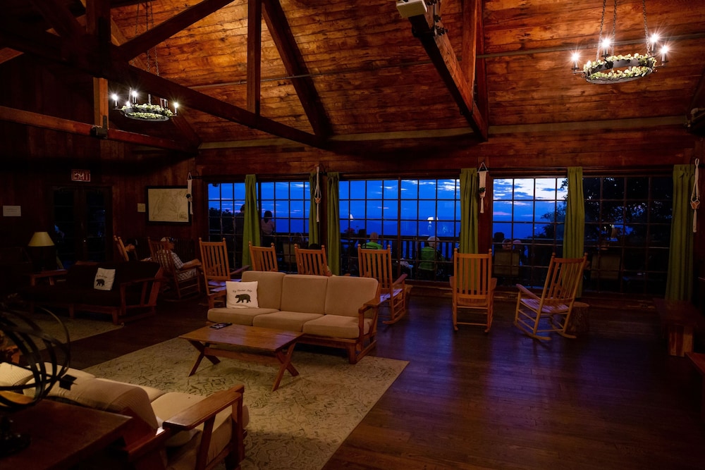 Big Meadows Lodge - photo 6