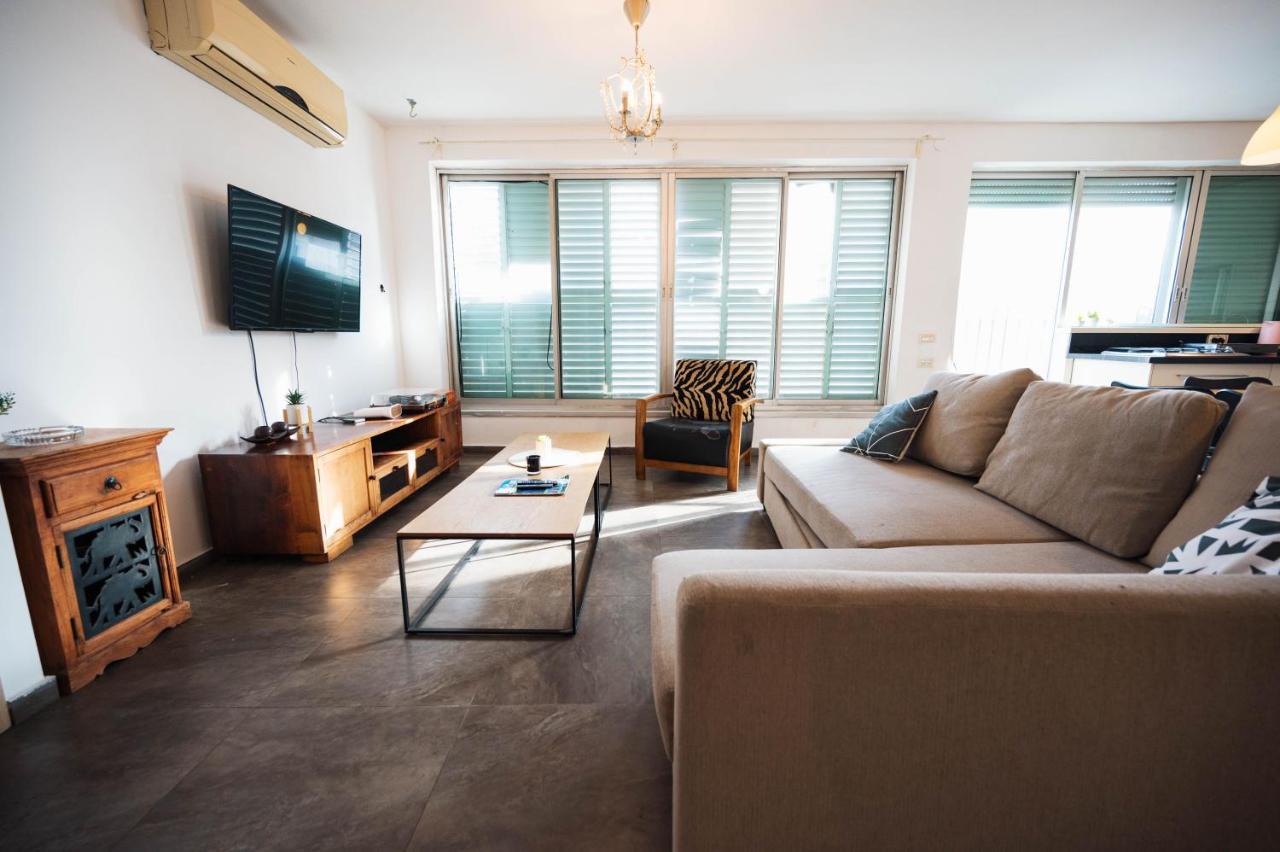 Best Location 3BR Specious Apartment By Vacay — 4-Star Luxury Hotel in Tel Aviv, Israel