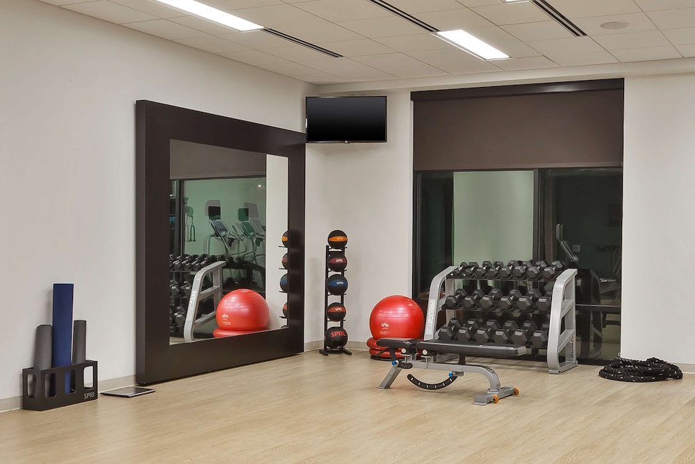 Homewood Suites by Hilton Pittsburgh Downtown - photo 35