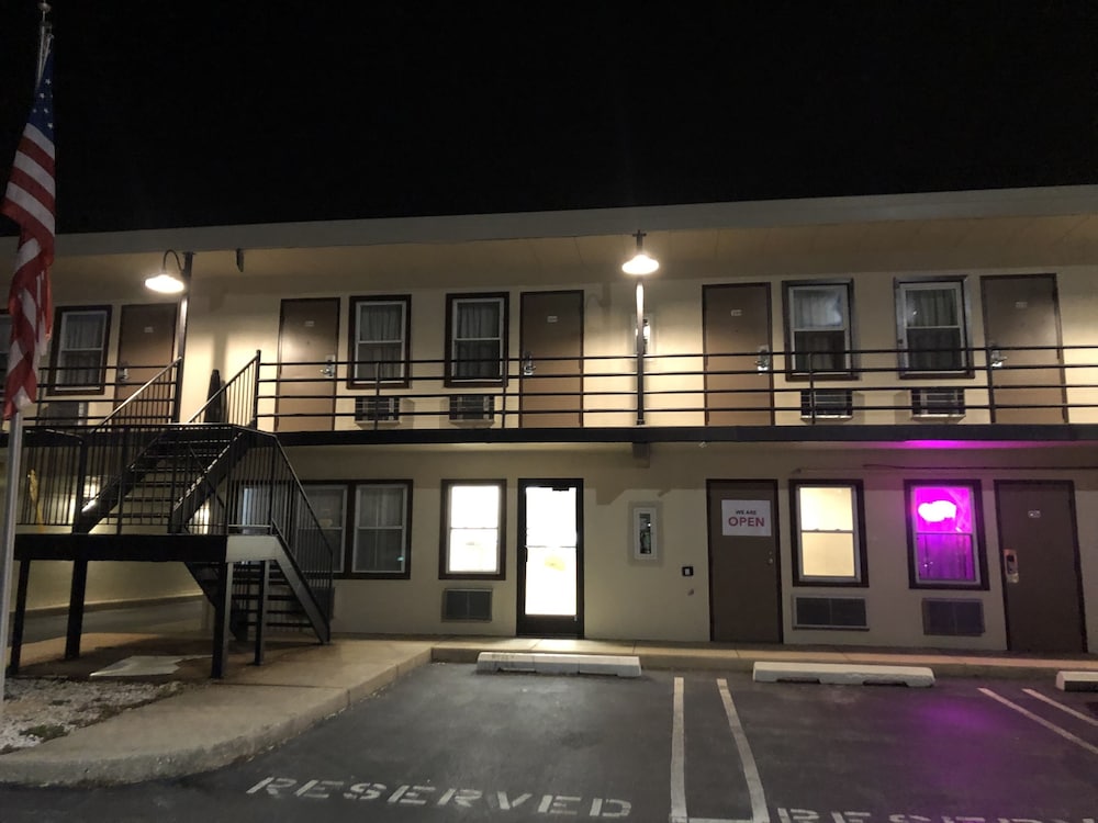 Trolley Stop Motel - photo 27