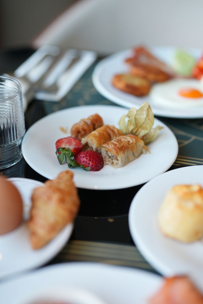 מזון ומשקאות