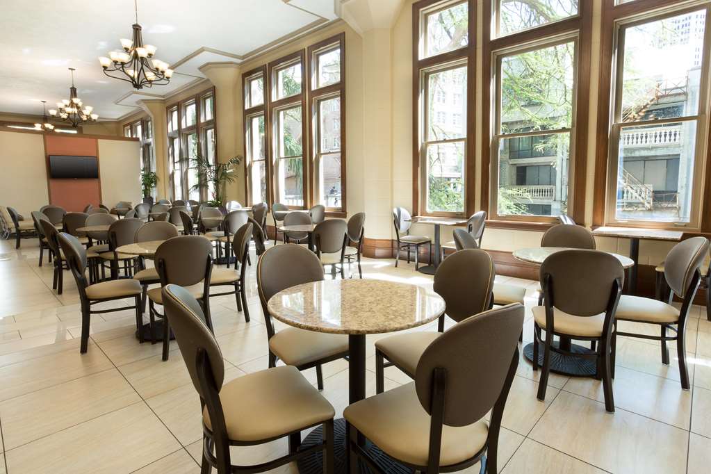 Drury Inn & Suites San Antonio Riverwalk - photo 8
