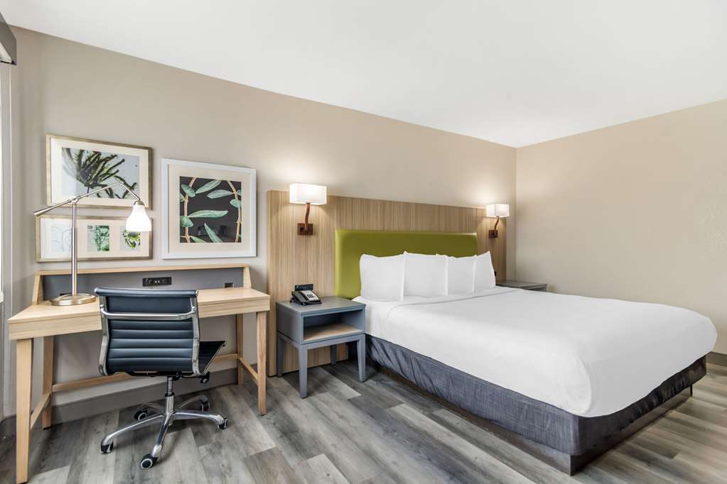 Country Inn & Suites by Radisson Atlanta Airport South GA - photo 10