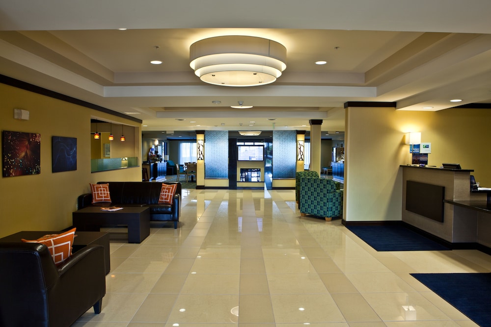 Holiday Inn Express Hotel & Suites Lansing Dimondale by IHG - photo 61
