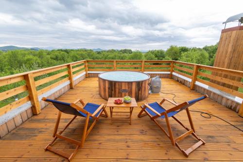 Dream house Mirjam — 4-Star Luxury Hotel in Perusic, Croatia