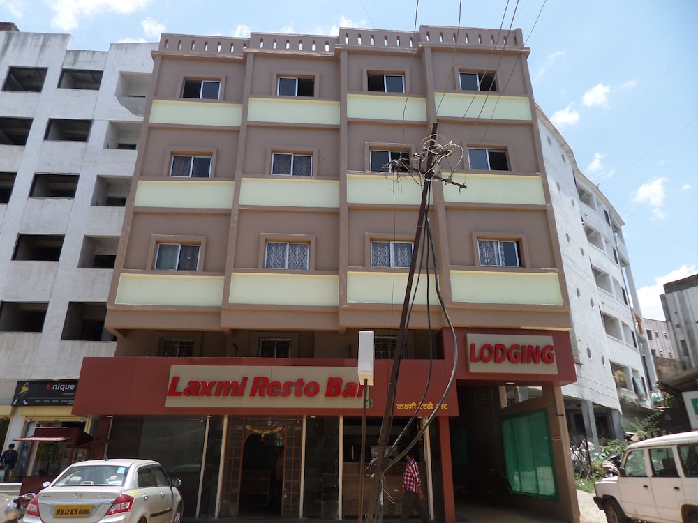 Hotel Laxmi Lodging - last minute hotel in Pune