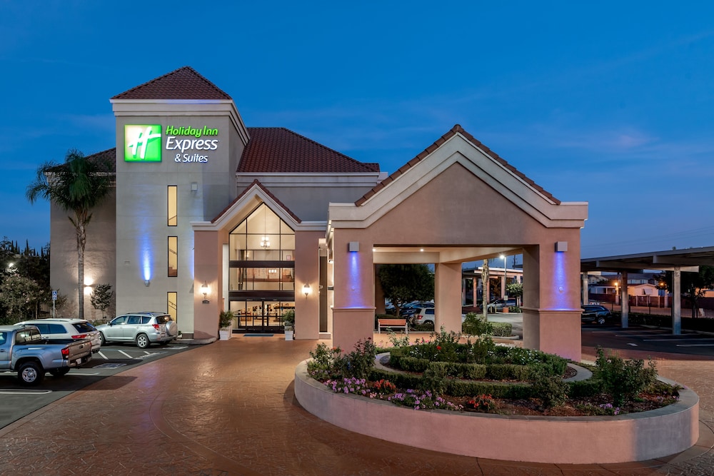 Holiday Inn Express Hotel & Suites Lathrop South Stockton an IHG Hotel - featured photo