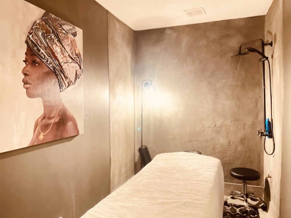 Hotel Zazz - photo 42