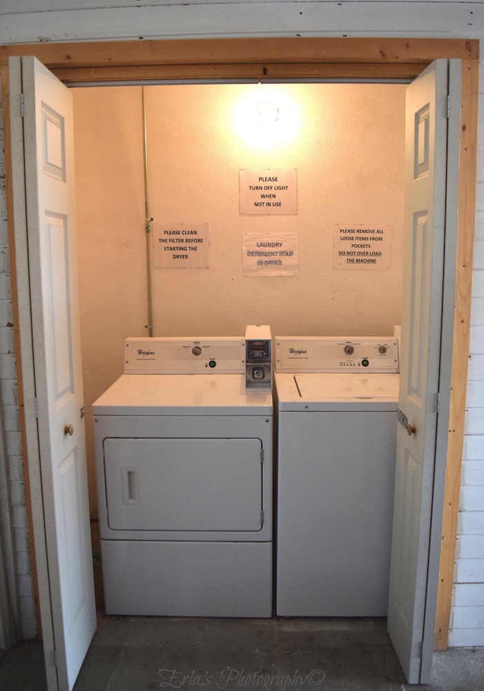 Claremore Motor Inn - photo 13