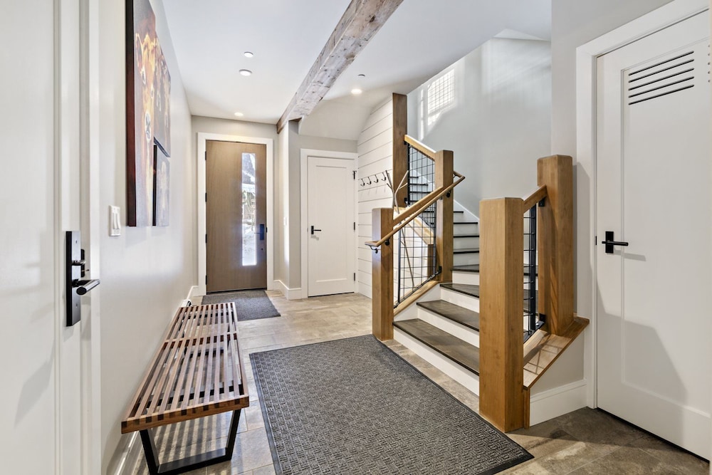 4BR Sterling Spruce Peak — hotel in Stowe