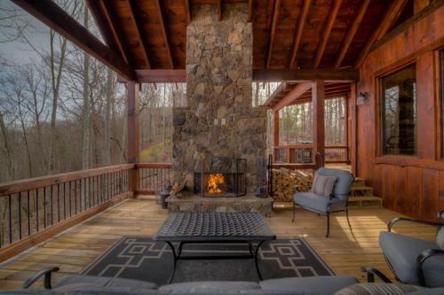 Sunrock View in Blue Ridge, United States