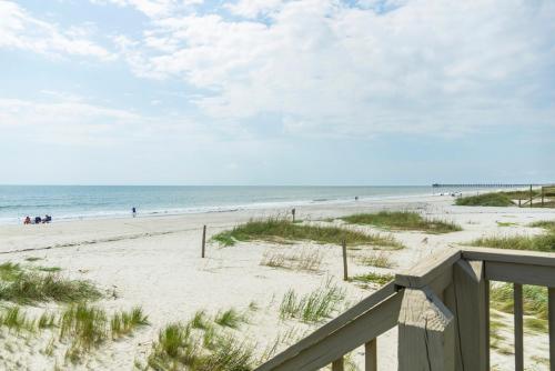 A Bella Vista by Oak Island Accommodations - photo 15