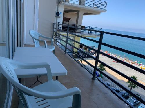 Gonio N904 Beachfront Panorama