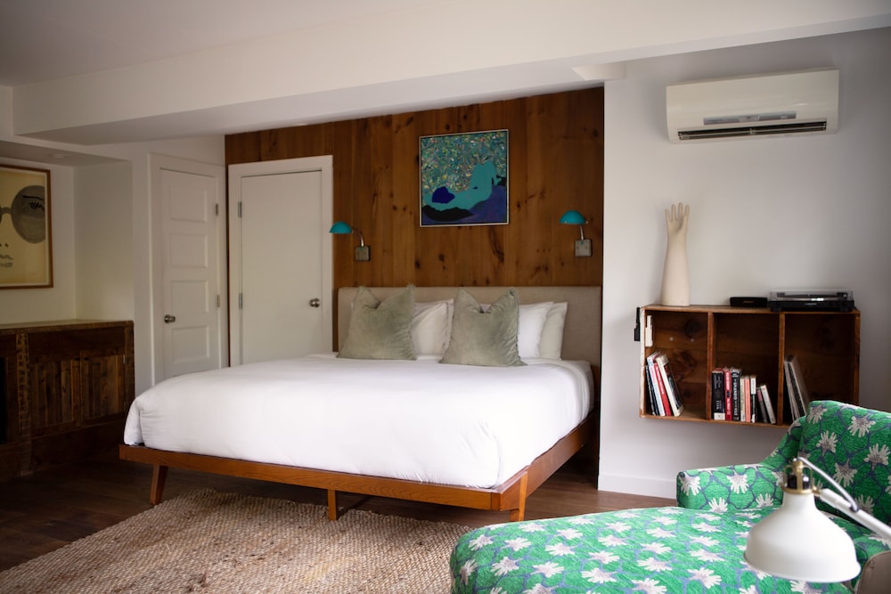 Woodstock Way Hotel - photo 28