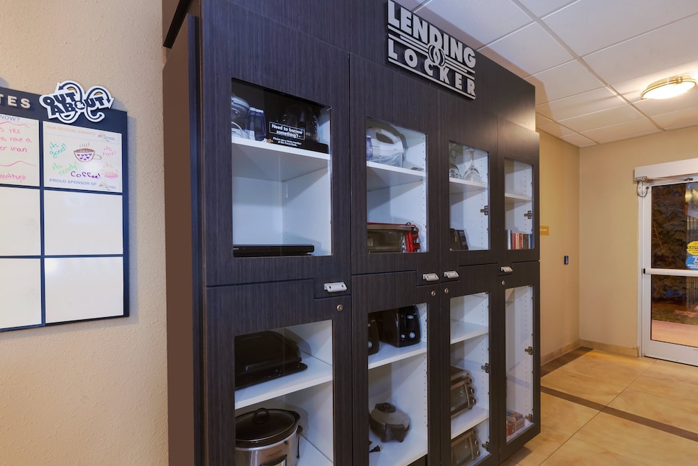 Candlewood Suites Rocky Mount by IHG - photo 27