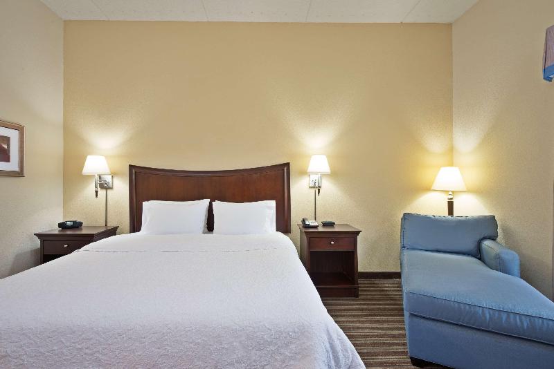 Hampton Inn by Hilton Gainesville Haymarket - photo 70