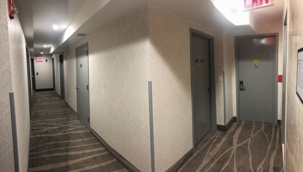 Elmhurst Hotel - photo 28