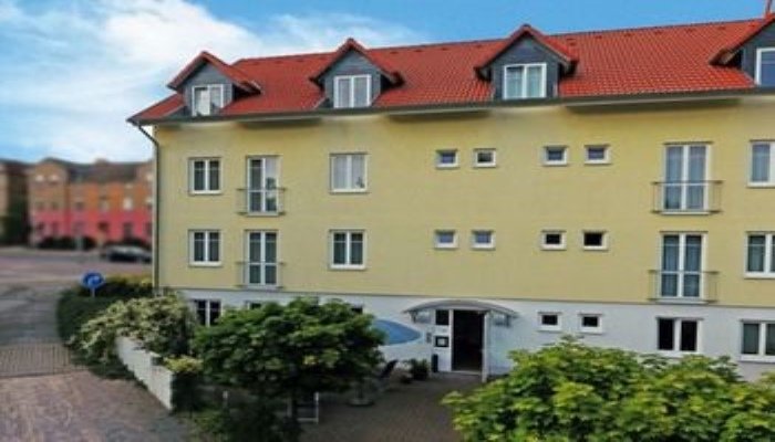 Hotel Zur Sonne — hotel in Waren