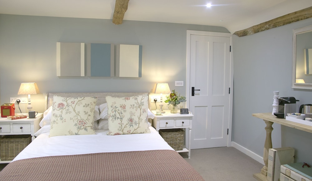 The Three Hills in Cambridge, United Kingdom