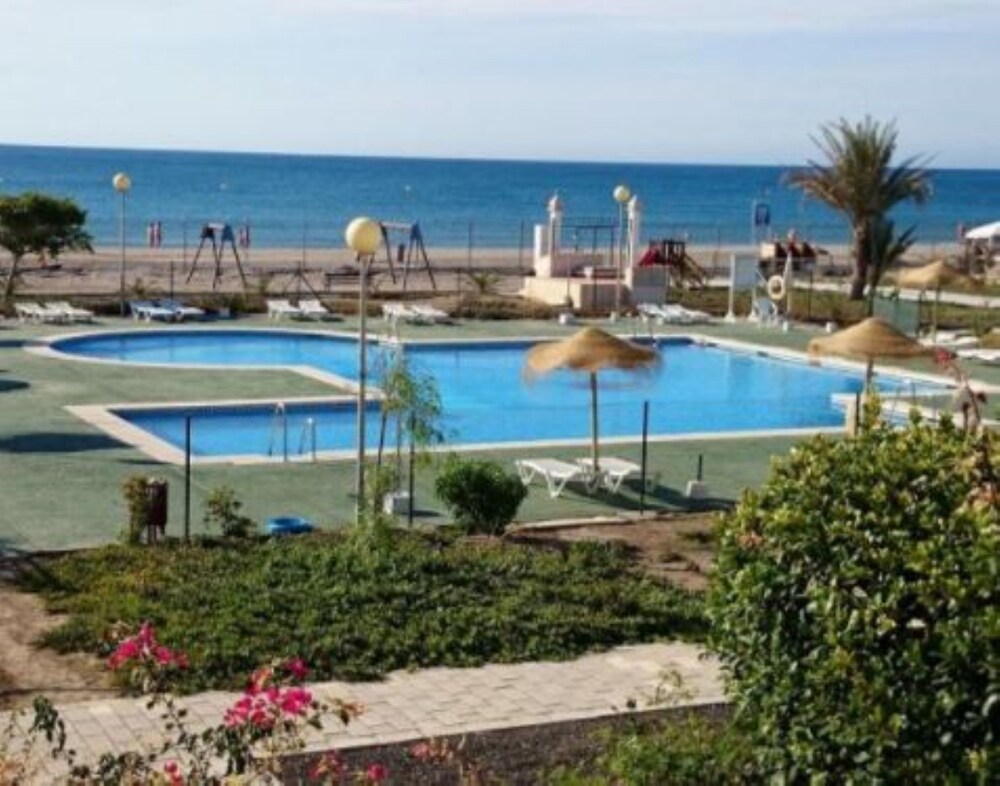 Casa Mar Y Luz : the best location in the naturist zone of Vera Playa — 4-Star Luxury Hotel in Vera, Spain