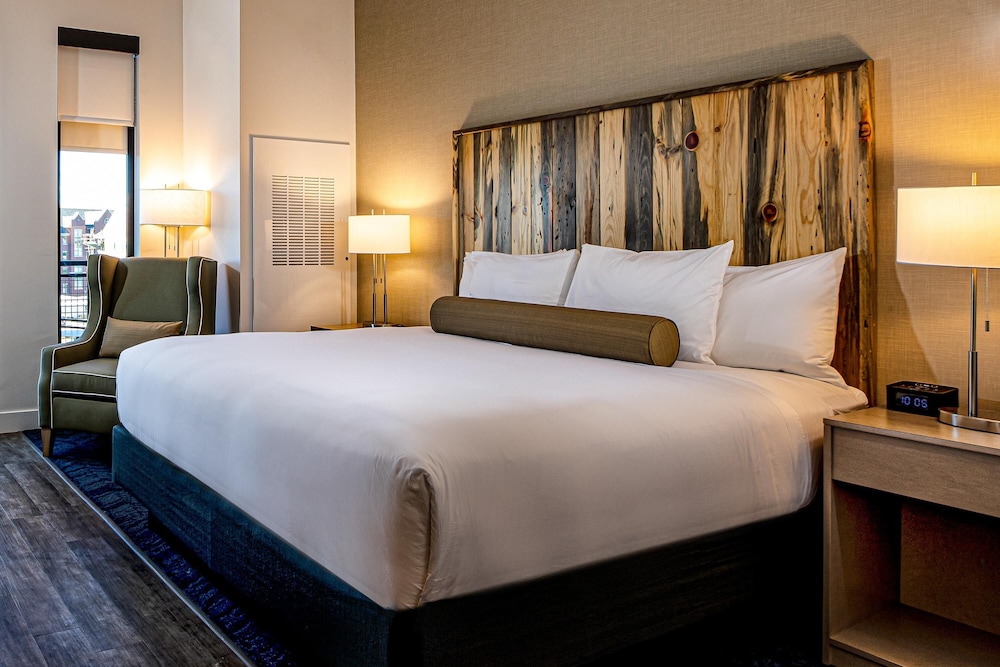 Hotel Maverick - photo 11
