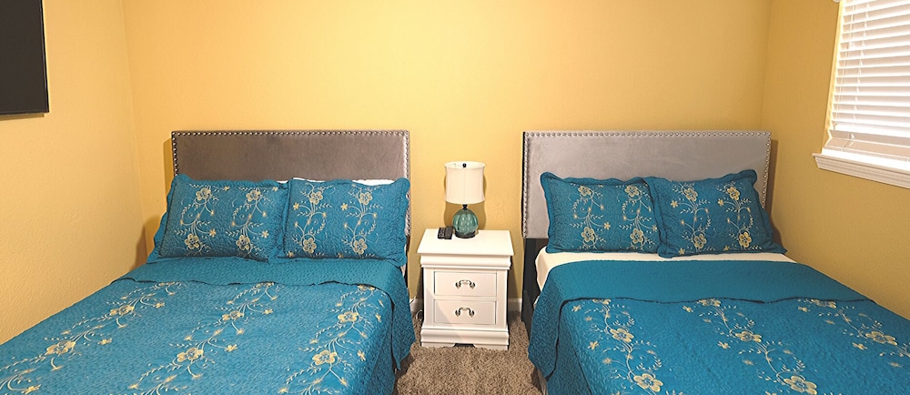 4bdrm 2bath 9beds 25mins To Downtown — hotel in Missouri City