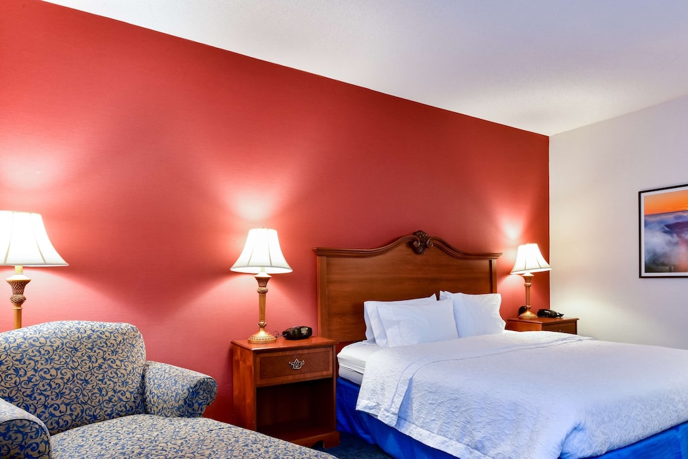Hampton Inn & Suites Pittsburg CA - photo 14