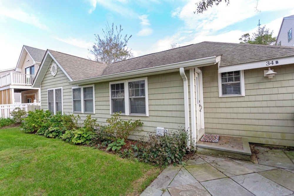 Delaware Avenue 34B