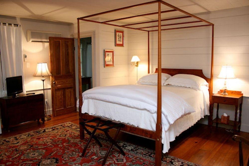 The Inn at Bingham School - photo 8