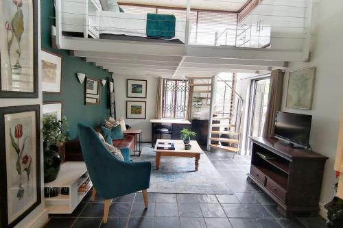 The Lookout Loft a short stroll into town — 4-Star Luxury Hotel in Stellenbosch, South Africa