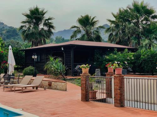 Il Giardino delle Zagare — hotel in Calatabiano