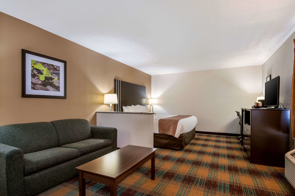 Quality Inn Bloomsburg - photo 17