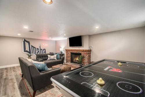 Charming Benson Home Fenced Yard & BBQ — 4-Star Luxury Hotel in Omaha, United States