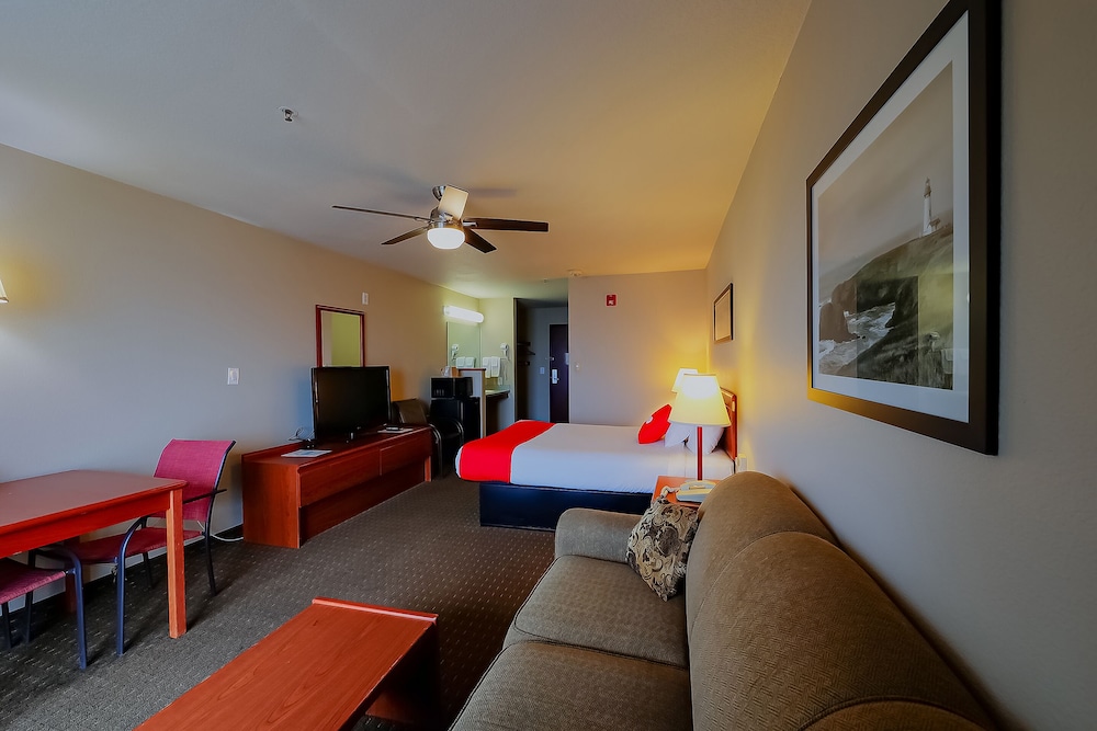 Siletz Bay Beachfront Hotel by OYO Lincoln City - photo 48