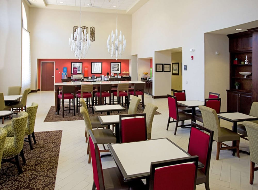 Hampton Inn Schenectady Downtown - photo 33