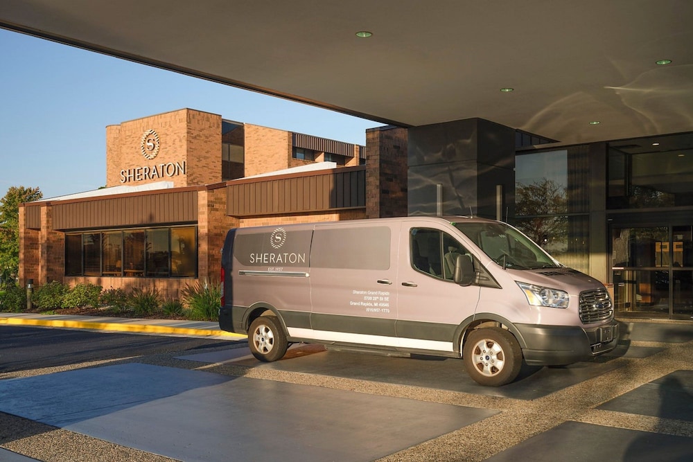 Sheraton Grand Rapids Airport Hotel - photo 21