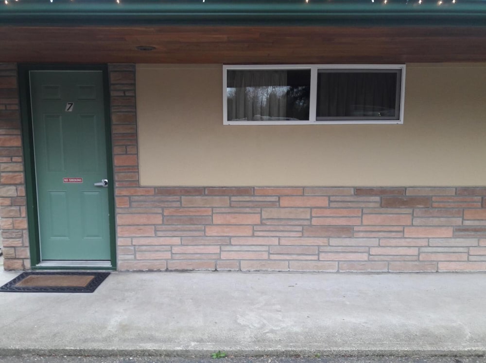 Monroe Motel - photo 20