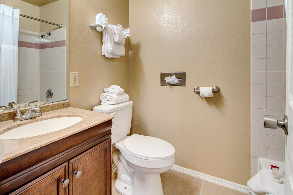 The Rita Suites - photo 26