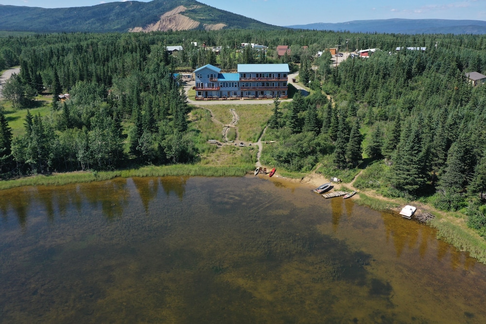 Denali Lakeview Inn - photo 24